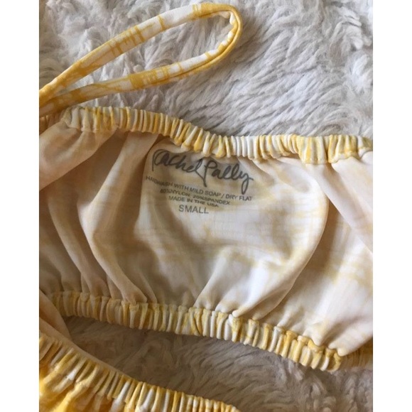 String tie bikini - Picture 2 of 3